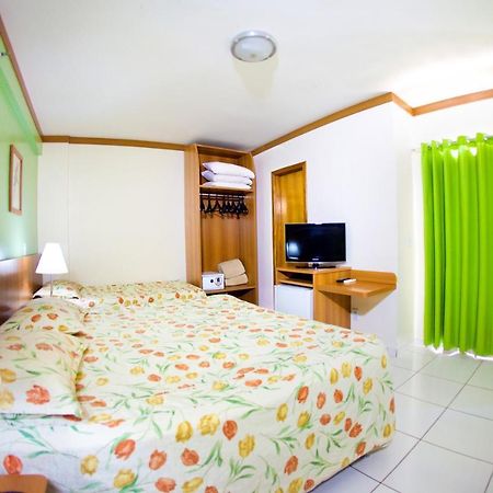 Golden Dolphin Grand Hotel Oficial Caldas Novas Dış mekan fotoğraf